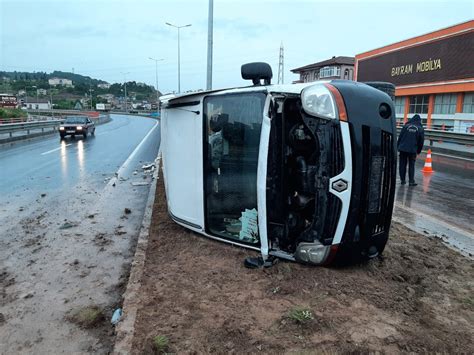 M­i­n­i­b­ü­s­ ­d­e­v­r­i­l­d­i­:­ ­1­ ­ö­l­ü­ ­1­ ­y­a­r­a­l­ı­ ­-­ ­S­o­n­ ­D­a­k­i­k­a­ ­H­a­b­e­r­l­e­r­